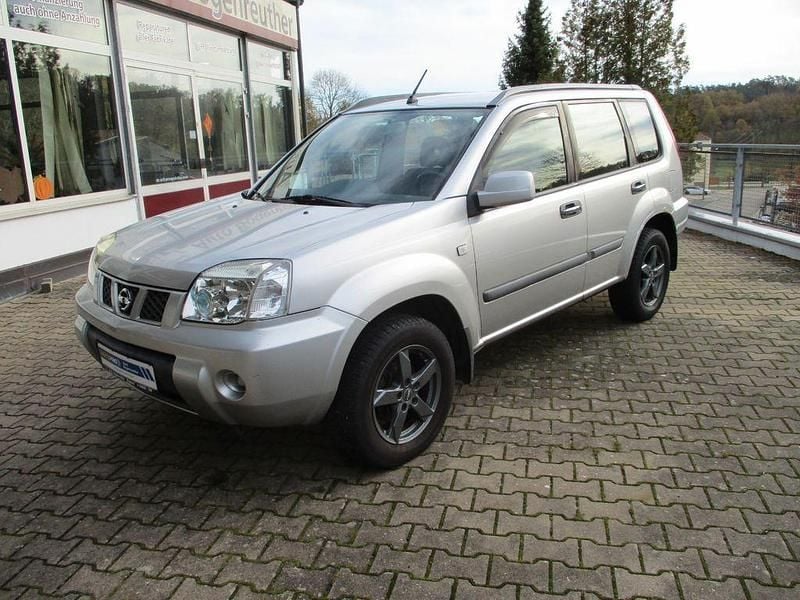 Silber Gebraucht 2005 Nissan X-Trail Comfort SUV | 2.750 € (Guter Preis) - Bild 1/4