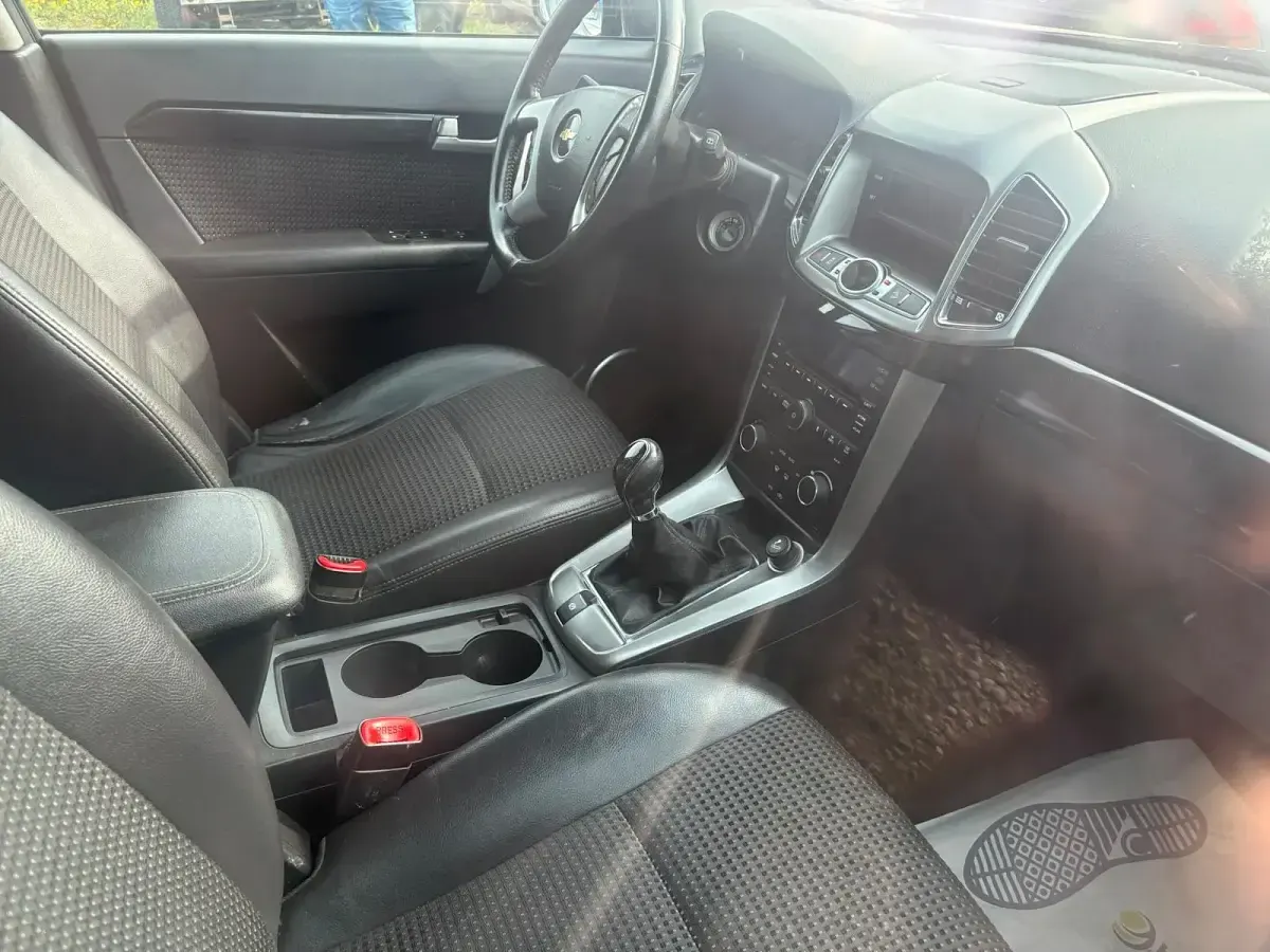 Gebraucht Chevrolet Captiva 167 PS (122 kW) 2011 Schwarz SUV