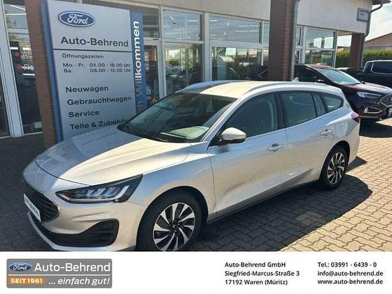 Polarsilber metallic Gebraucht 2023 Ford Focus Titanium Kombi | 19.895 € (Guter Preis) - Bild 1/4