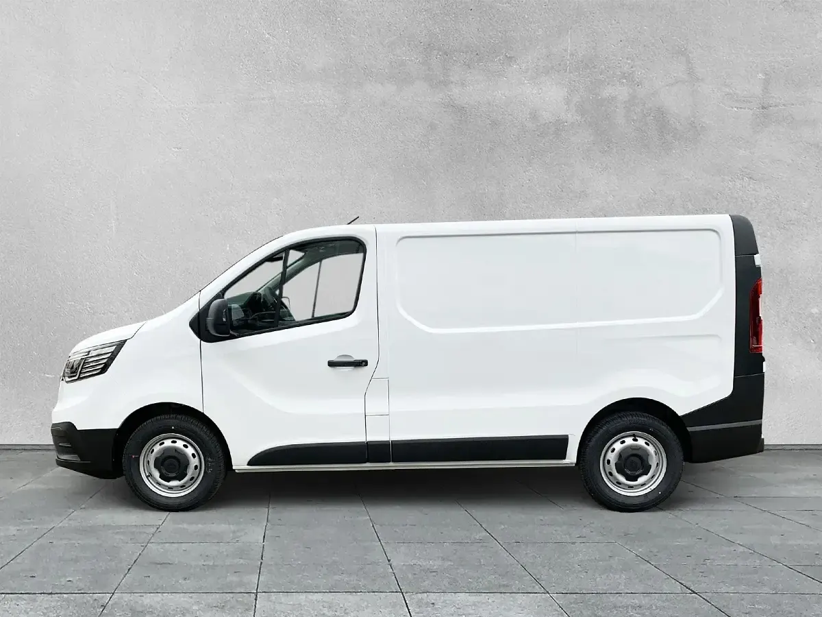 Neu Renault Trafic Komfort 131 PS (96 kW) 2025 Weiß Van / Kleinbus