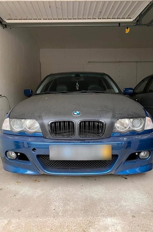 Gebraucht BMW 325 192 PS (141 kW) 2001 Blau Limousine