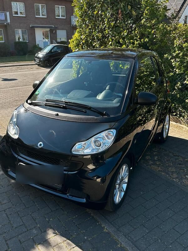 Schwarz Gebraucht 2011 Smart ForTwo Coupé Passion Coupé | 5.190 € (Etwas zu teuer) - Bild 1/4