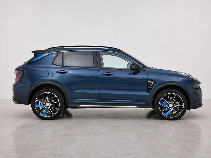 Second-hand Lynk & Co 01 261 CP (191 kW) 2022 Albastru SUV