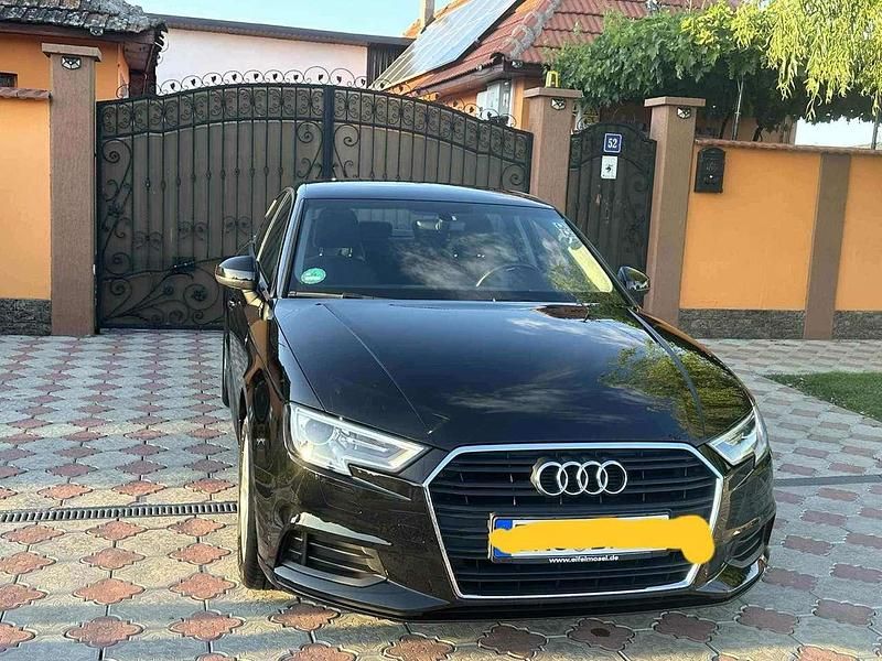 Gebraucht 2019 Audi A3 Design Limousine | 18.000 € (Etwas zu teuer) - Bild 1/4