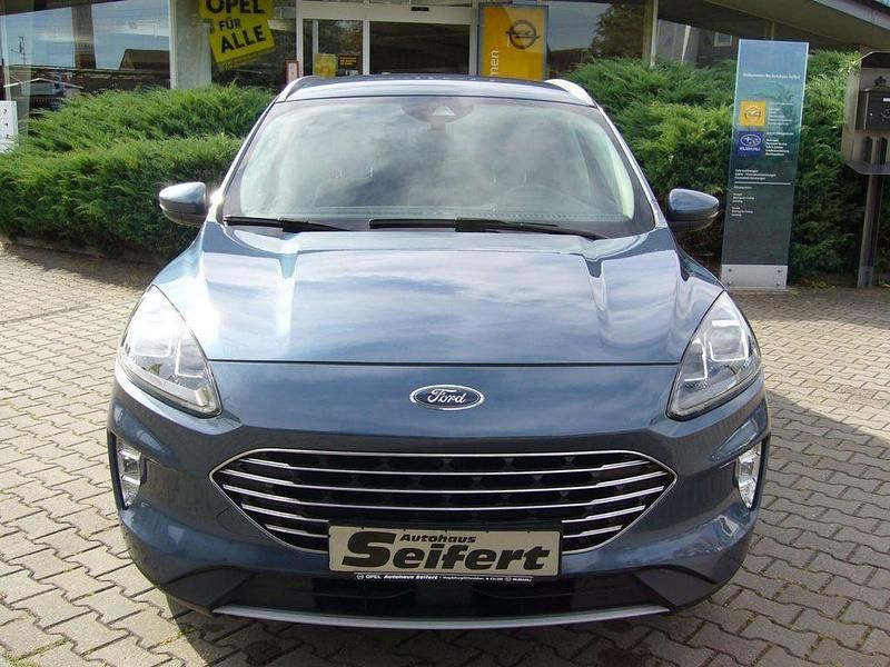 Blau Gebraucht 2020 Ford Kuga Titanium SUV | 18.940 € (Superpreis) - Bild 1/4