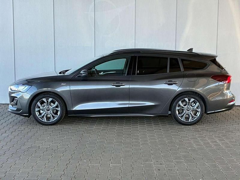 Gebraucht Ford Focus ST-Line X 155 PS (114 kW) 2025 Magnetic grey Kombi