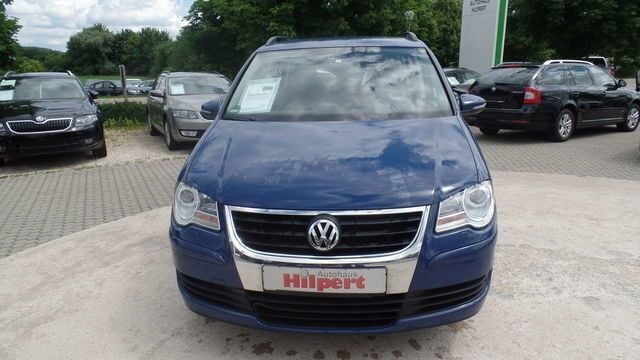 Gebraucht VW Touran Trendline 105 PS (77 kW) 2010 Blau Van / Kleinbus