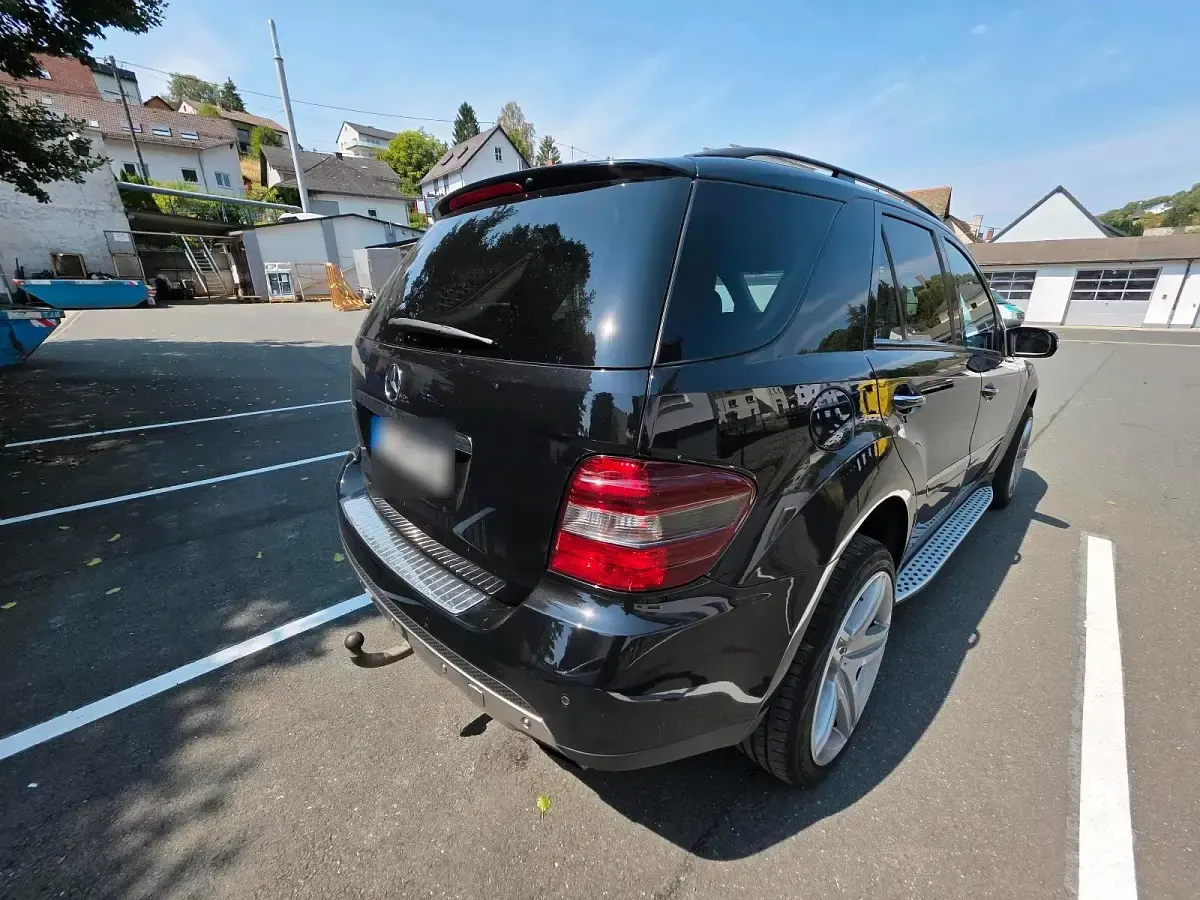 Gebraucht Mercedes ML280 190 PS (139 kW) 2026 Schwarz SUV
