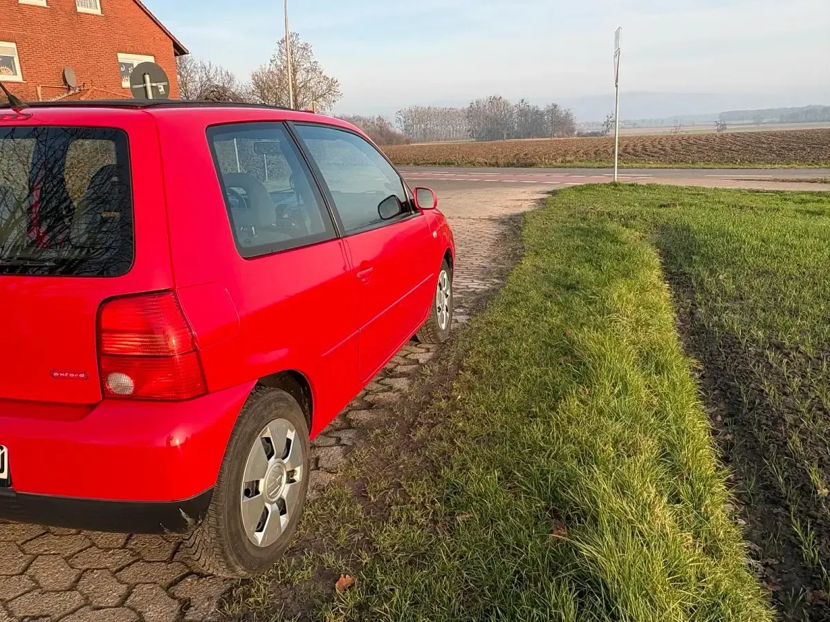 Brugt VW Lupo 50 HK (36 kW) 2002 Rød Hatchback