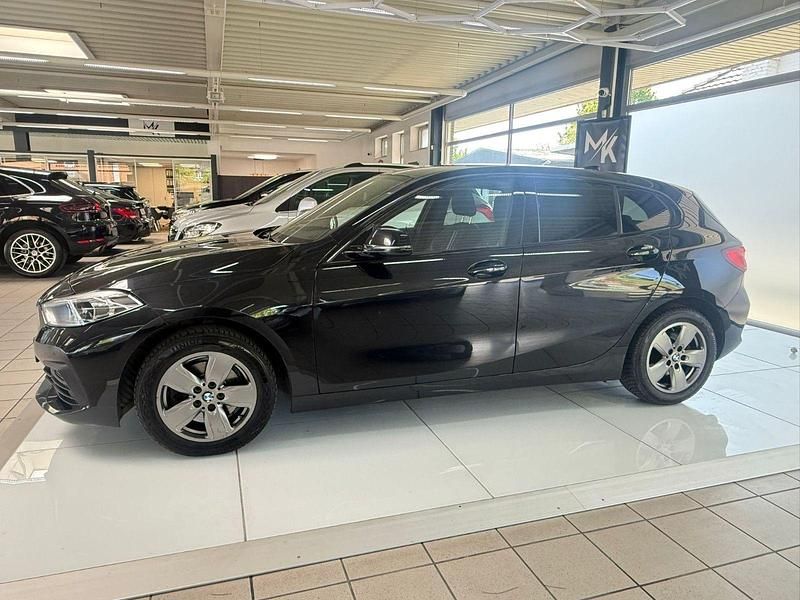 Używany BMW 116 Advantage 116 KM (85 kW) 2021 Czarny Hatchback