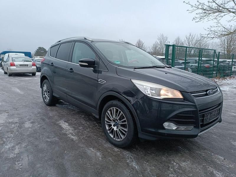 Gebraucht Ford Kuga Titanium 150 PS (110 kW) 2013 Schwarz SUV