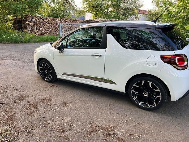 Gebraucht DS Automobiles DS3 Sport Chic 165 PS (121 kW) 2016 Weiß Kleinwagen