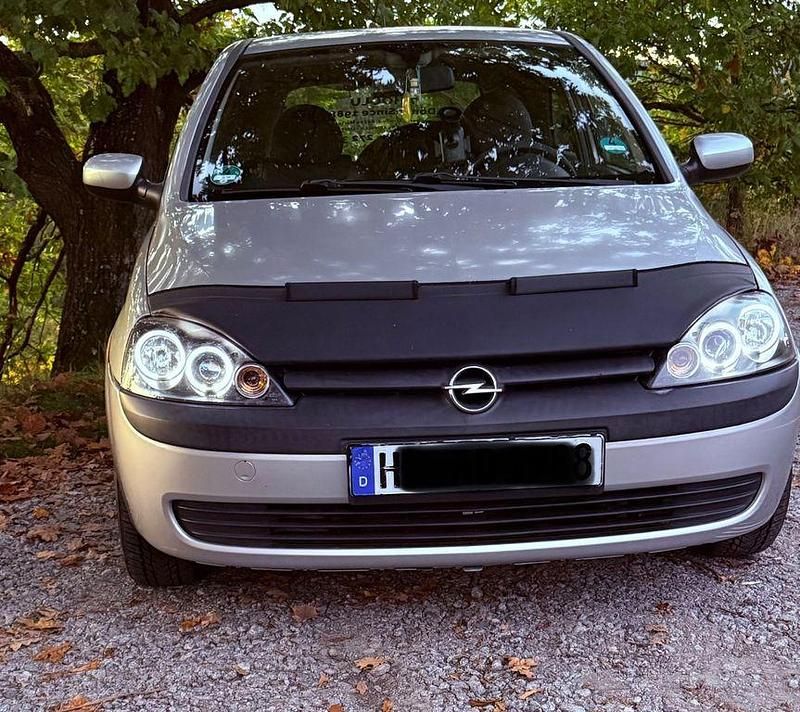 Schwarz Gebraucht 2002 Opel Corsa Elegance Kleinwagen | 2.350 € (Fairer Preis) - Bild 1/4