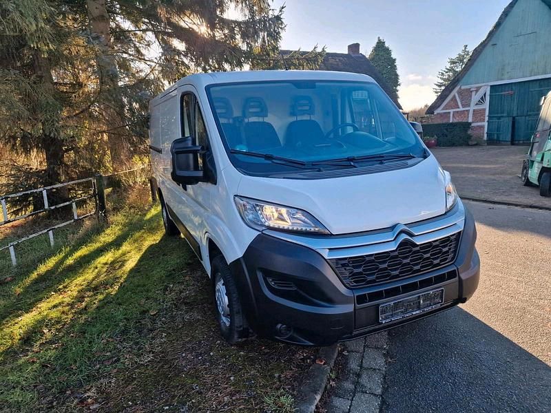 Gebraucht Citroën Jumper 112 PS (82 kW) 2019 Weiß Van / Kleinbus