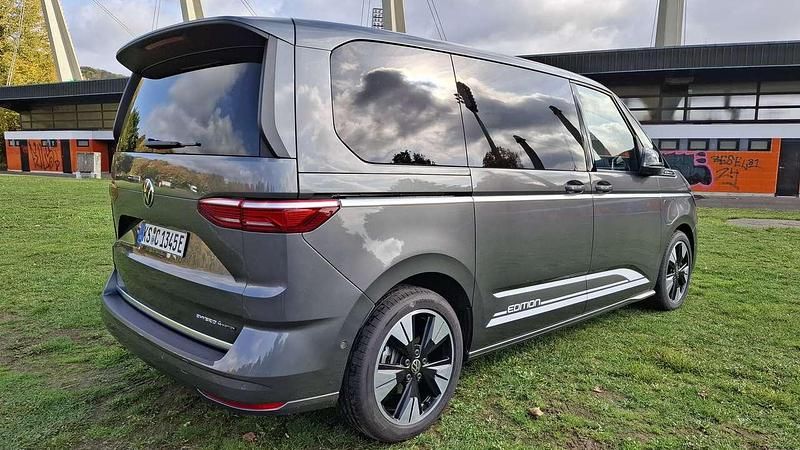 Gebraucht VW Multivan California 177 PS (130 kW) 2025 Grau Van