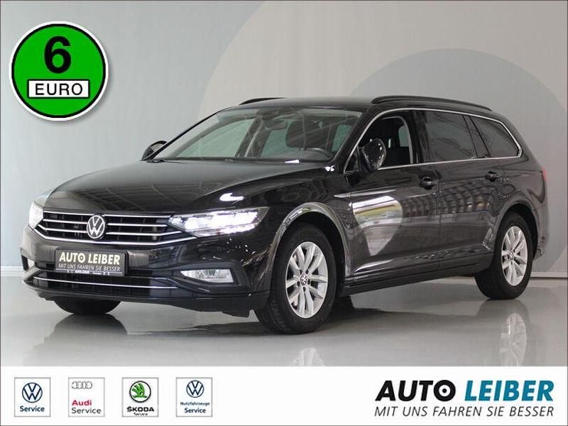 Schwarz Gebraucht 2022 VW Passat Business Kombi | 22.990 € (Guter Preis) - Bild 1/4