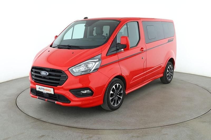 Używany Ford Tourneo Sport 185 KM (136 kW) 2021 Minivan