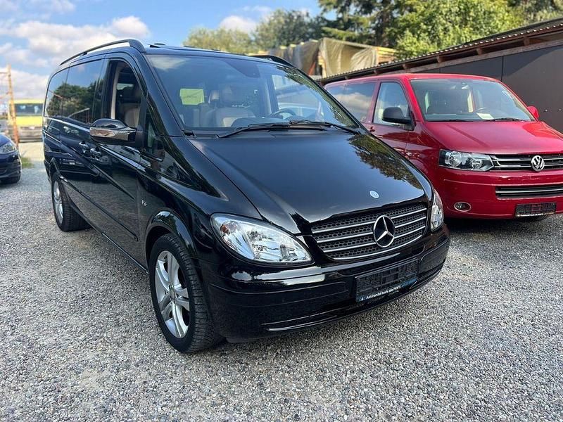 Schwarz Gebraucht 2009 Mercedes Viano Van / Kleinbus | 11.999 € (Superpreis) - Bild 1/4