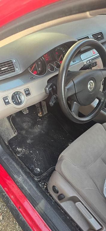 Gebraucht VW Passat Trendline 140 PS (102 kW) 2007 Rot Kombi