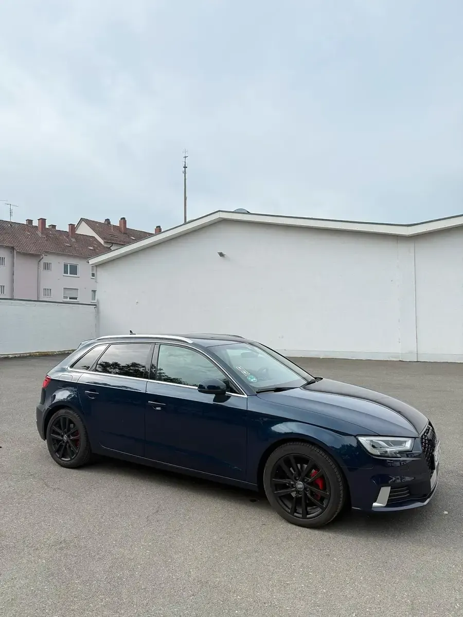 Gebraucht Audi A3 149 PS (109 kW) 2017 Blau Kombi