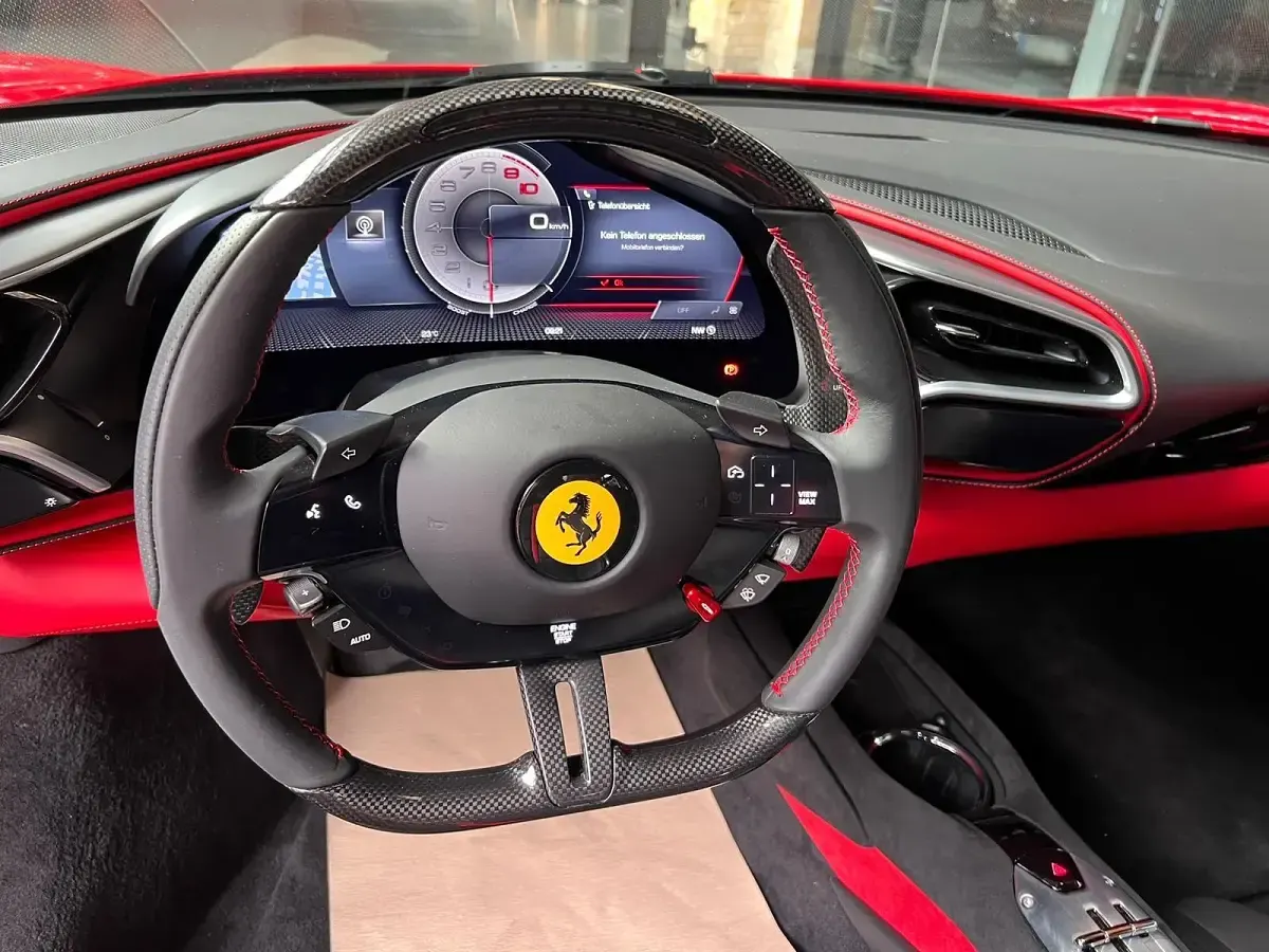 Gebraucht Ferrari 296 830 PS (610 kW) 2023 Rot Coupé
