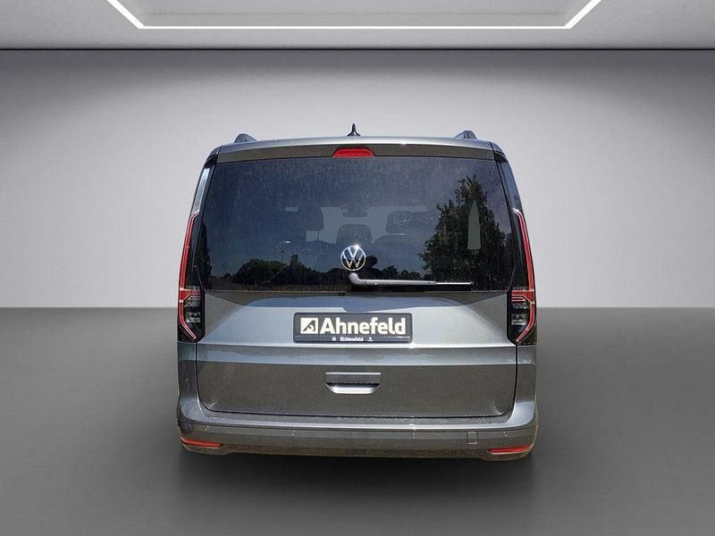 Neu VW Caddy Maxi Life Life 116 PS (85 kW) 2026 Indiumgrau Van / Kleinbus