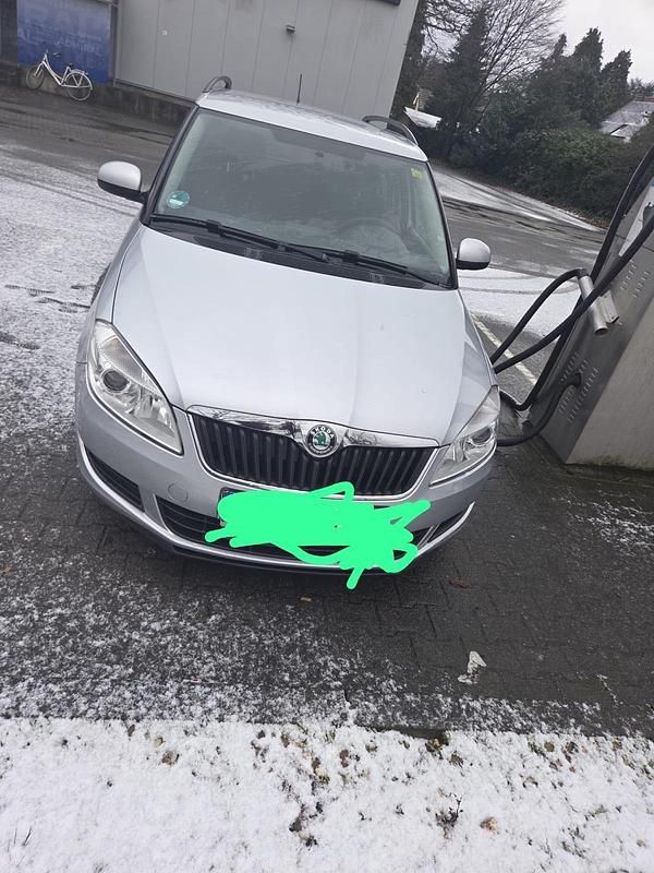 Gebraucht Skoda Fabia 105 PS (77 kW) 2012 Grau Kombi