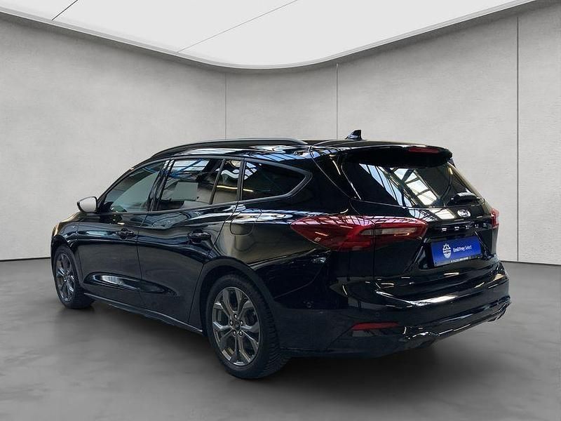 Gebraucht Ford Focus ST-Line X 155 PS (114 kW) 2024 Schwarz Limousine