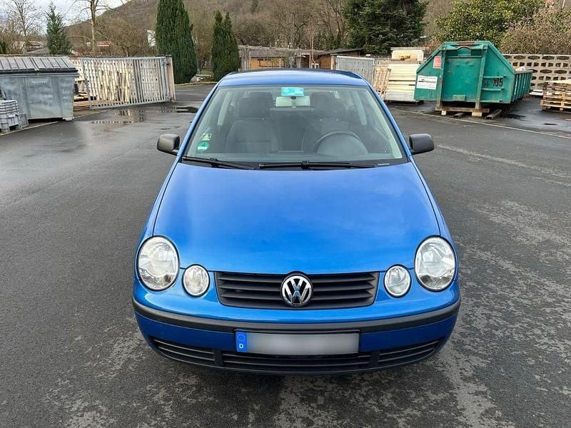 Gebraucht VW Polo Basis 75 PS (55 kW) 2003 Blau Limousine