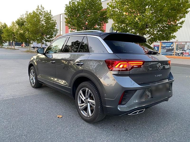 Gebraucht VW T-Roc R-line 150 PS (110 kW) 2024 Silber SUV