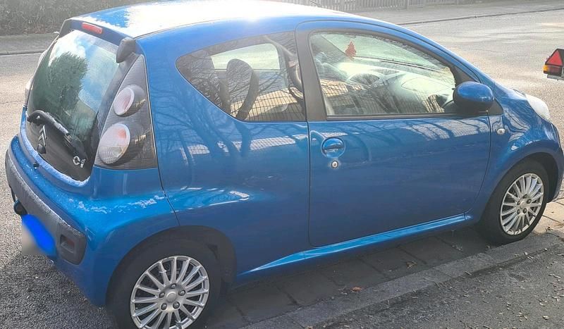 Gebraucht Citroën C1 70 PS (51 kW) 2012 Blau Kleinwagen
