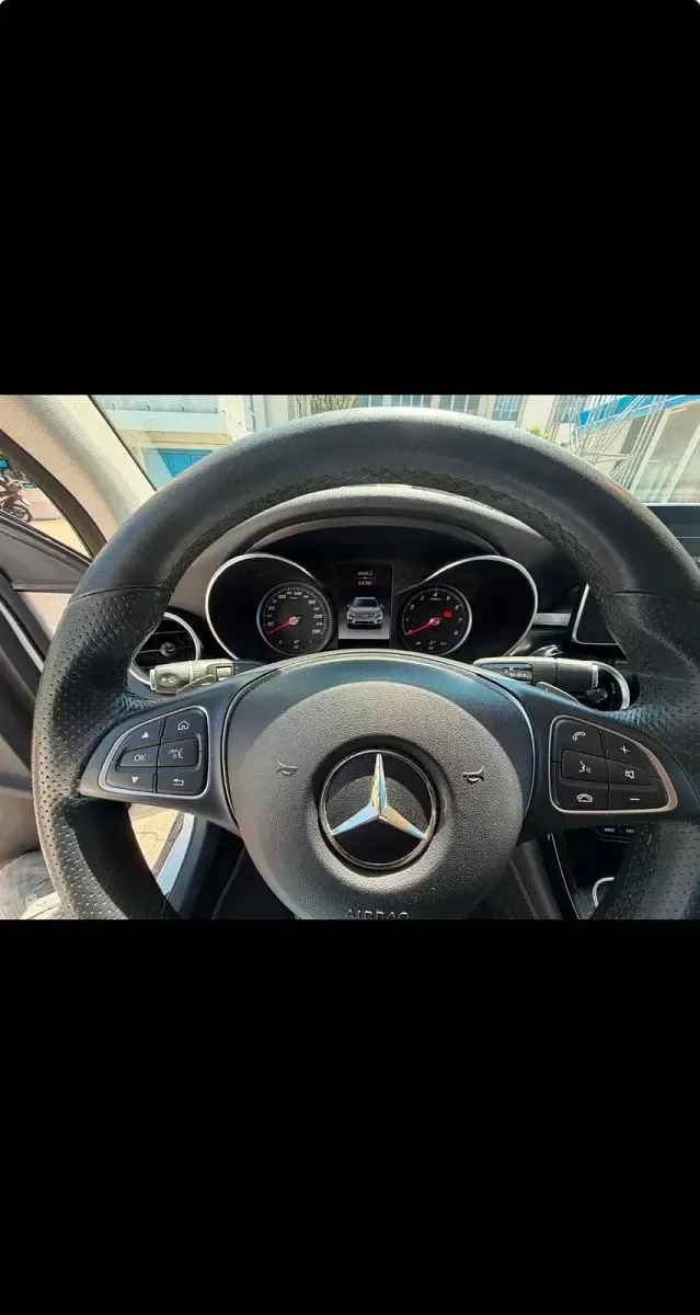 Gebraucht Mercedes GLC250 211 PS (155 kW) 2017 Weiß SUV