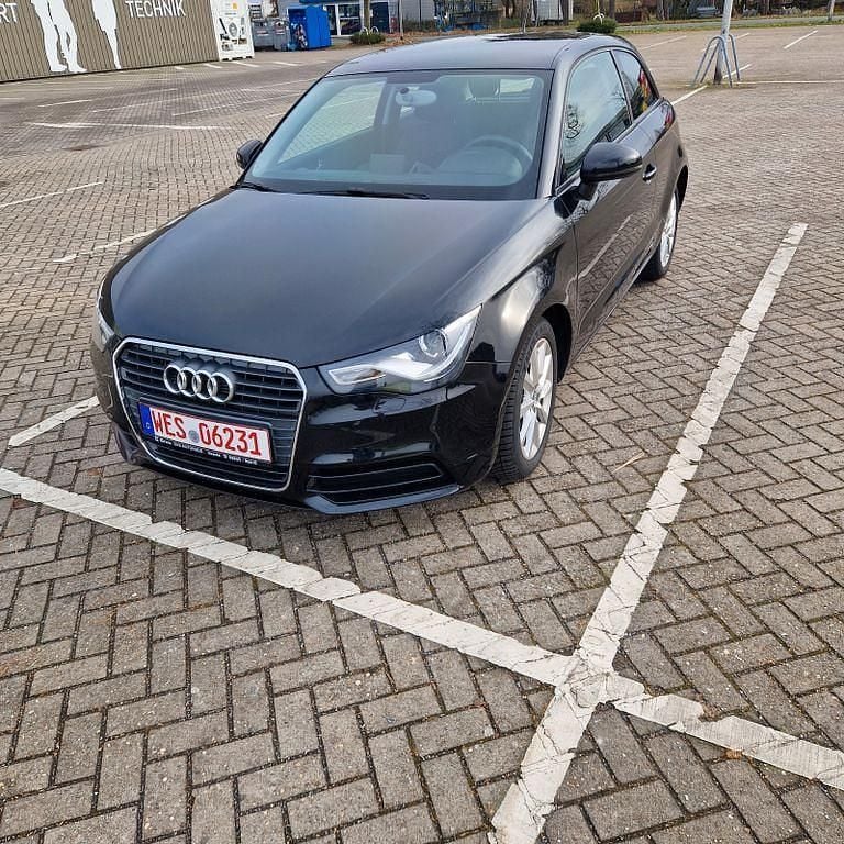 Schwarz Gebraucht 2012 Audi A1 Ambition Kleinwagen | 6.888 € (Fairer Preis) - Bild 1/1