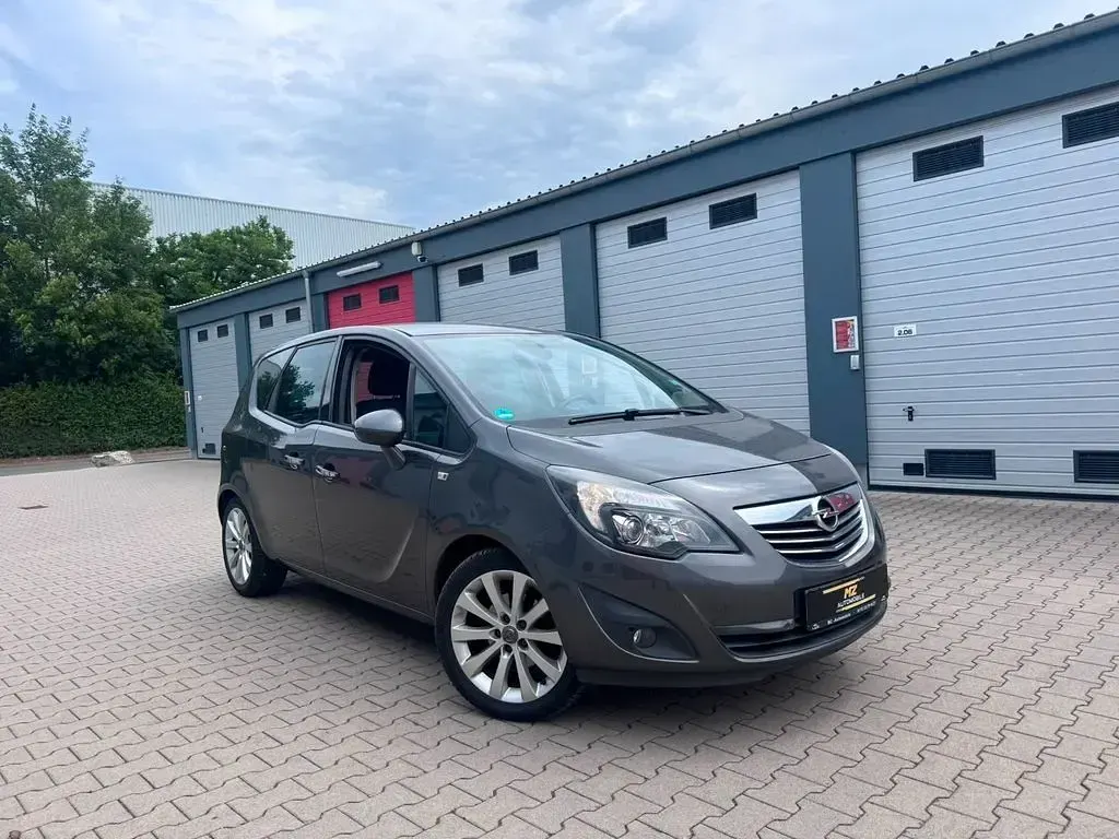 Gebraucht Opel Meriva Innovation 120 PS (88 kW) 2011 Grau Van / Kleinbus