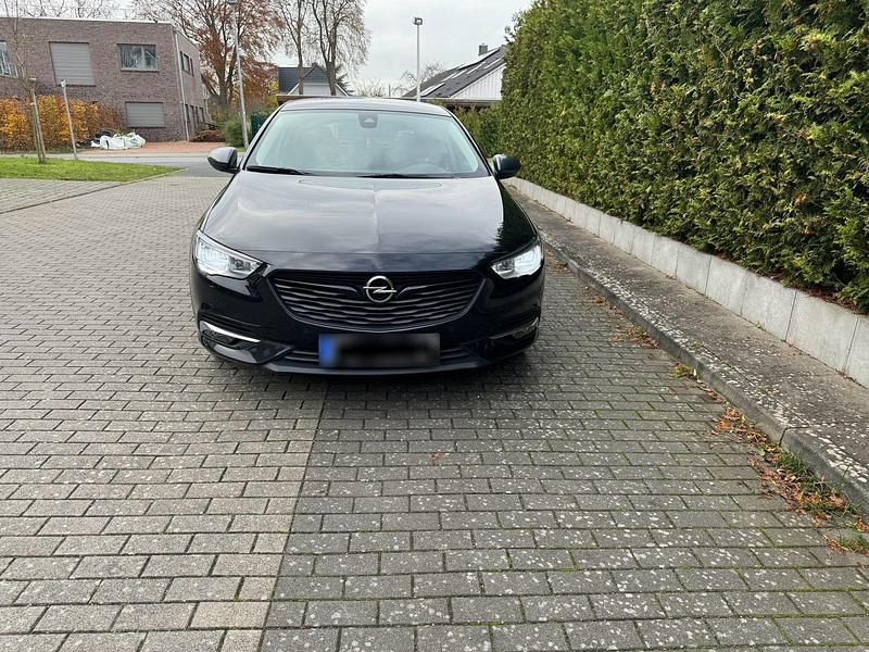 Gebraucht Opel Insignia Edition 136 PS (100 kW) 2017 Schwarz Limousine