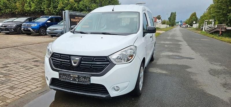 Gebraucht Dacia Dokker 95 PS (69 kW) 2020 Weiß Van / Kleinbus