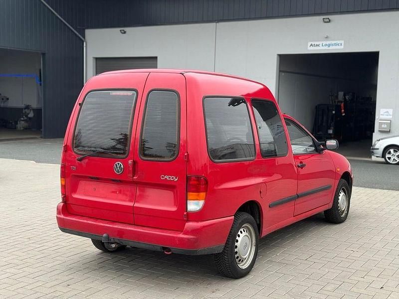 Gebraucht VW Caddy 60 PS (44 kW) 1999 Rot Van / Kleinbus