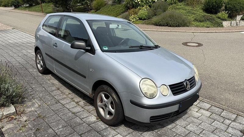 Silber Gebraucht 2003 VW Polo Basis Kleinwagen | 1.200 € (Fairer Preis) - Bild 1/4