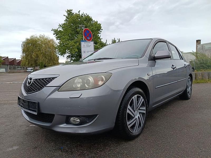 Grau Gebraucht 2006 Mazda 3 Inclusive Limousine | 2.400 € (Fairer Preis) - Bild 1/4