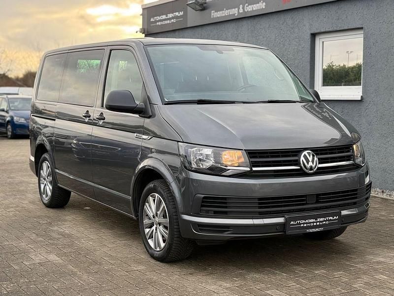 Grau Gebraucht 2018 VW Multivan R Van | 29.999 € (Guter Preis) - Bild 1/4