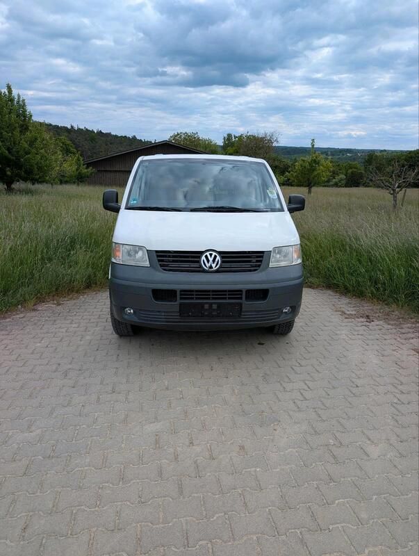 Weiß Gebraucht 2006 VW T5 Van | 9.050 € (Fairer Preis) - Bild 1/4
