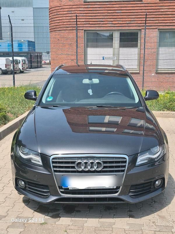 Grau Gebraucht 2009 Audi A4 Kombi | 4.100 € (Superpreis) - Bild 1/4