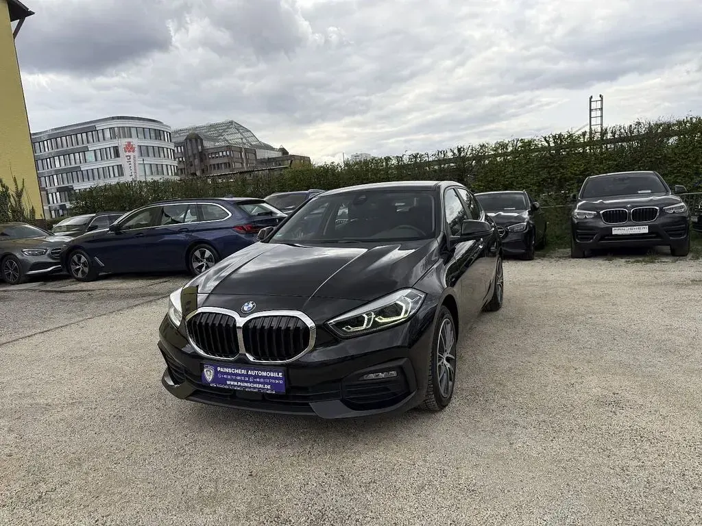Używany BMW 120 Advantage 190 KM (139 kW) 2023 Czarny Hatchback