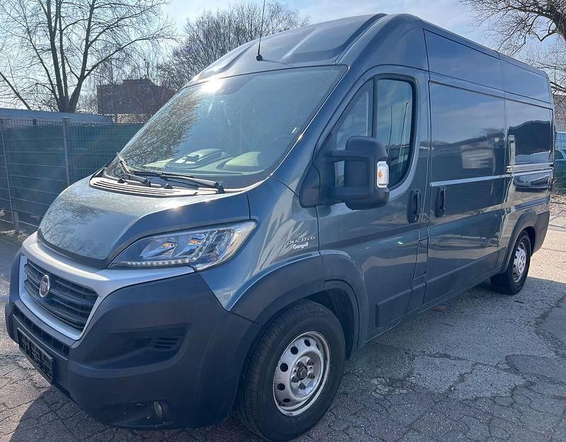 Gebraucht Fiat Ducato 177 PS (130 kW) 2019 Grau Van
