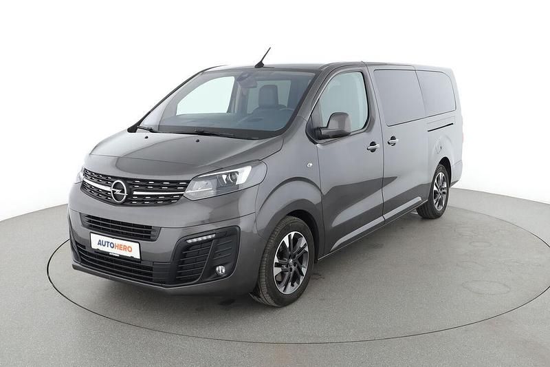 Grau Gebraucht 2021 Opel Zafira Tourer Van / Kleinbus | 36.440 € - Bild 1/3