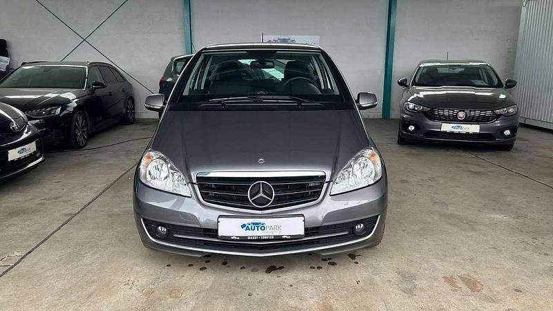 Gebraucht Mercedes A170 116 PS (85 kW) 2009 Grau Kleinwagen
