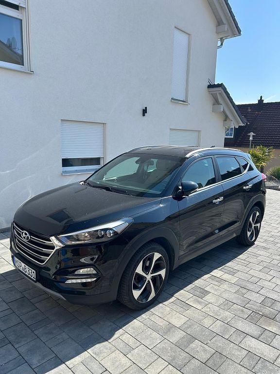 Gebraucht Hyundai Tucson 141 PS (103 kW) 2017 Schwarz SUV