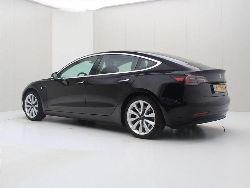 Gebraucht Tesla Model 3 Standard Range 225 kW (306 PS) 2020 Schwarz Limousine