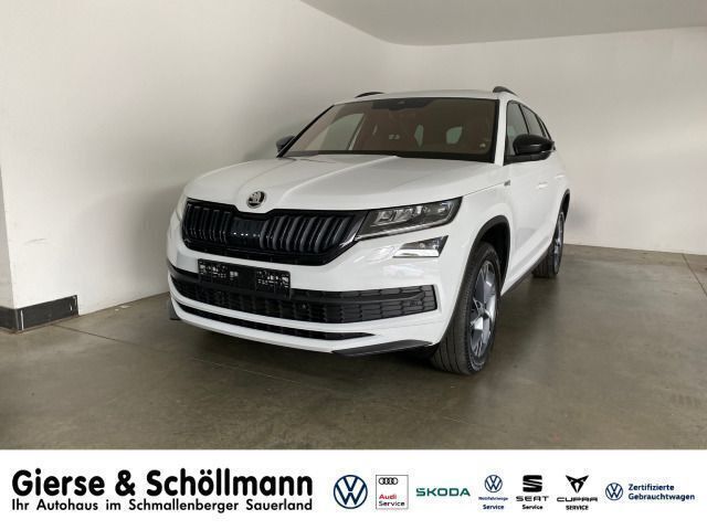 Moonweiß perleffekt (metallic) Gebraucht 2021 Skoda Kodiaq SportLine SUV | 30.950 € (Guter Preis) - Bild 1/4