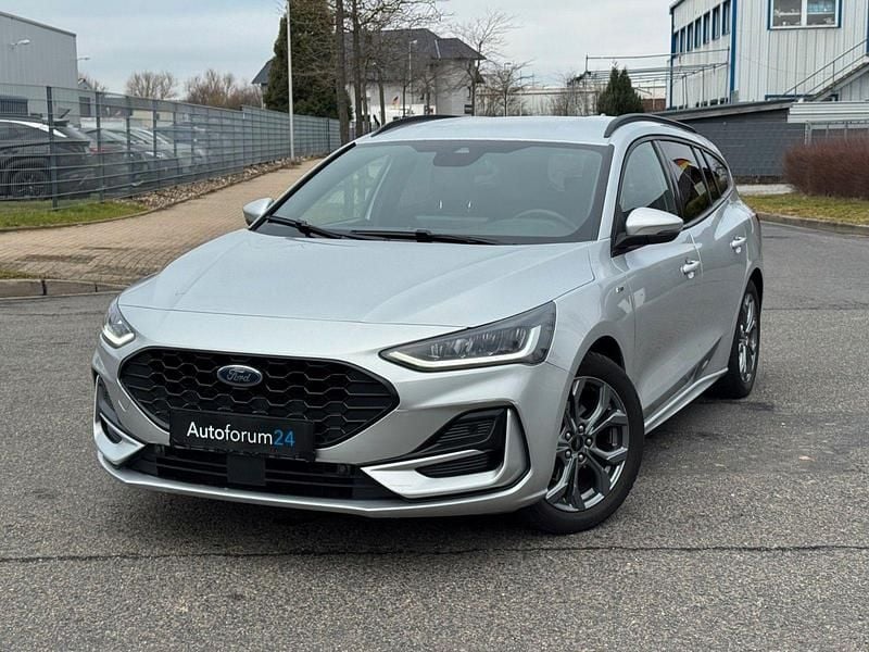 Gebraucht Ford Focus ST-Line 125 PS (91 kW) 2023 Silber Kombi